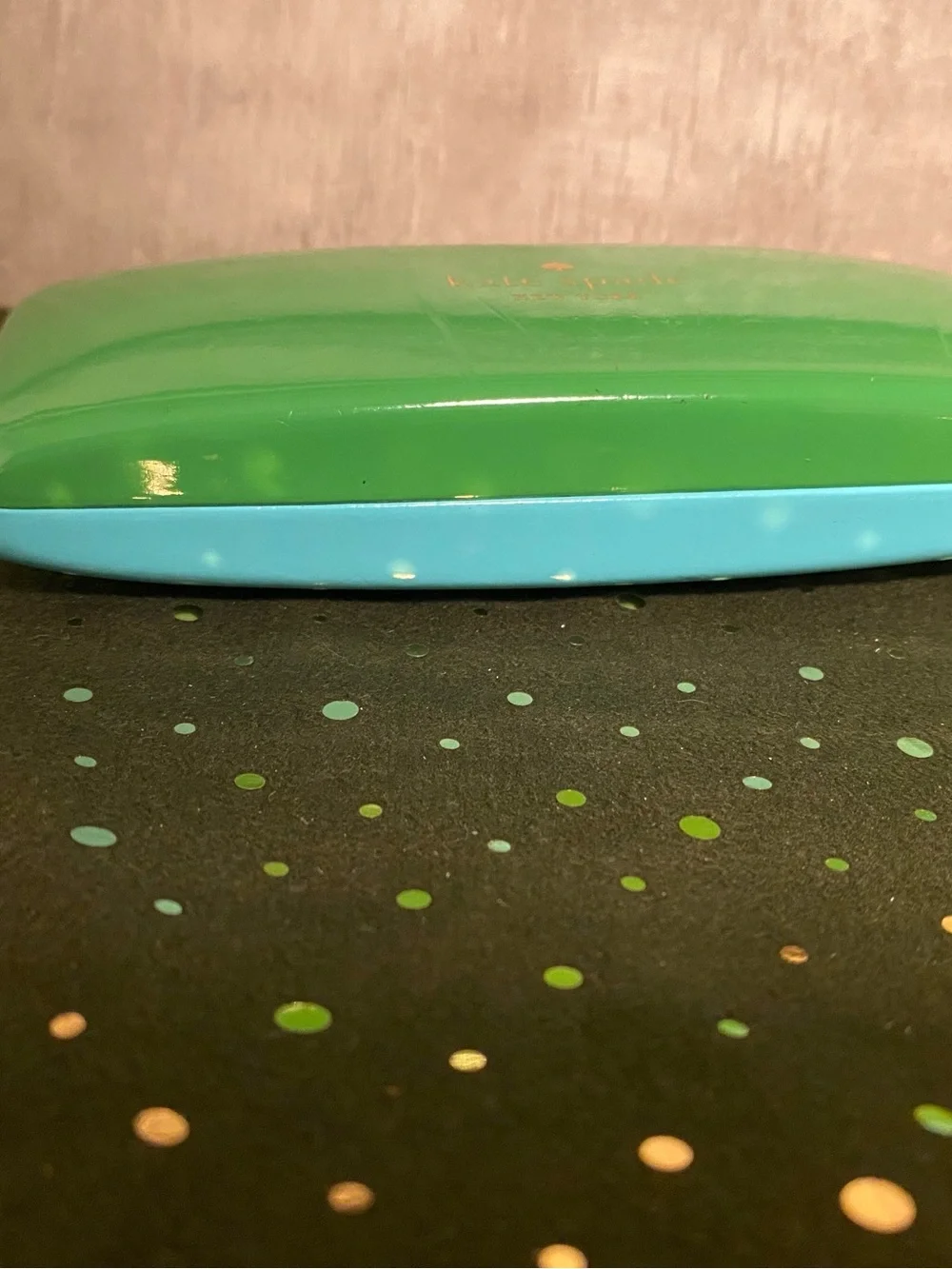 kate spade Glossy Green Hard Shell Eyeglass Case with Gold Logo